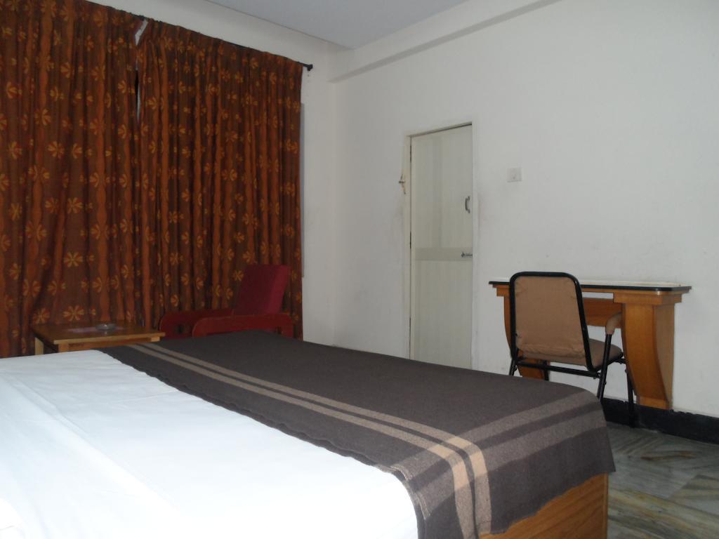Hotel Bhimas Paradise Tirupati Exterior foto