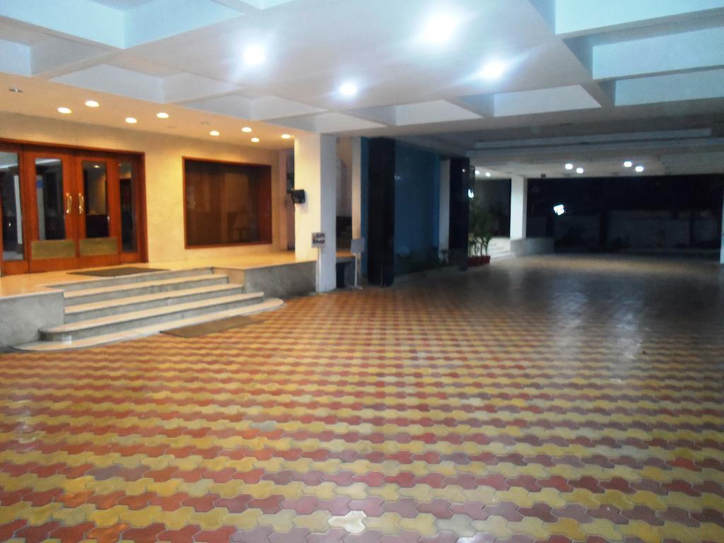 Hotel Bhimas Paradise Tirupati Exterior foto